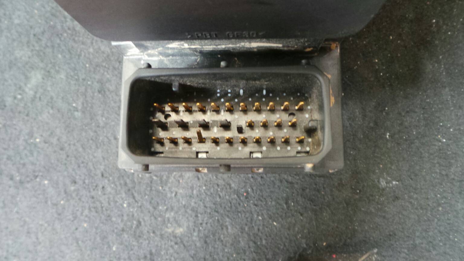 ABS FORD Mondeo II (BAP) Imagem-1