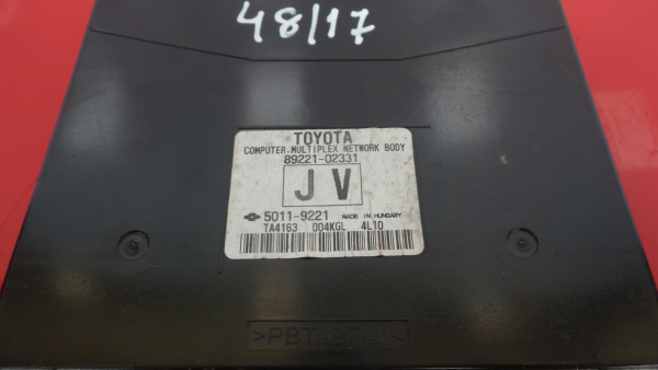 Caixa fusíveis / SAM / BSI TOYOTA Auris Hatchback (_E18_) Imagem-1