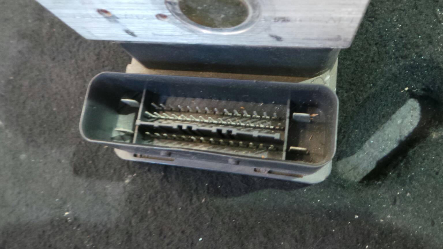 ABS FORD Fiesta V (JH_, JD_) Imagem-1