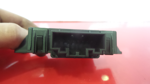 Botón / interruptor electromecánico VOLKSWAGEN Phaeton (3D) Imagem-1