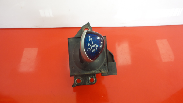 Gear selector TOYOTA Auris Hatchback (_E18_)