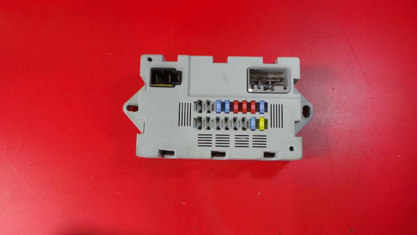Fuse box / SAM / BSI LAND ROVER Range Rover Evoque (L538)