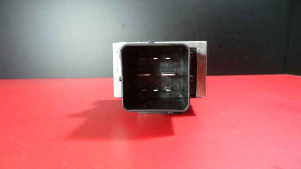 Water preheating module LAND ROVER Range Rover Evoque (L538) Imagem-1