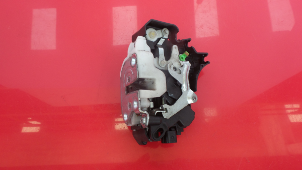 Serrure Avant Gauche MITSUBISHI Colt VI (Z3_A, Z2_A)