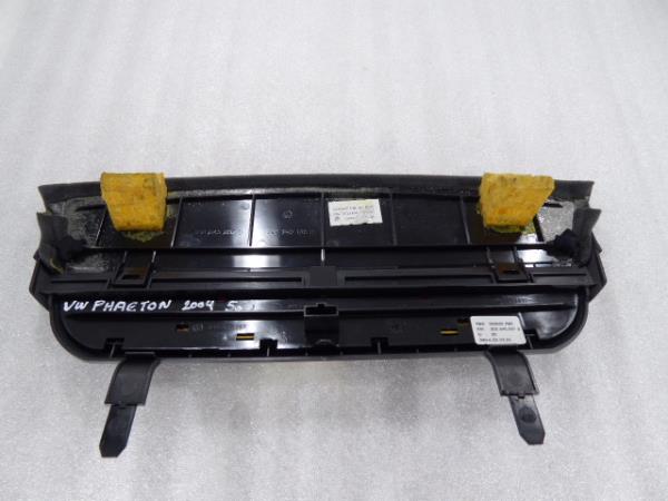 Luce stop aggiuntiva / terzo stop VOLKSWAGEN Phaeton (3D) Imagem-1