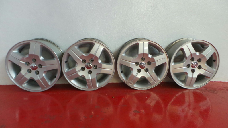 Conjunto de jantes DODGE Caliber Imagem-2