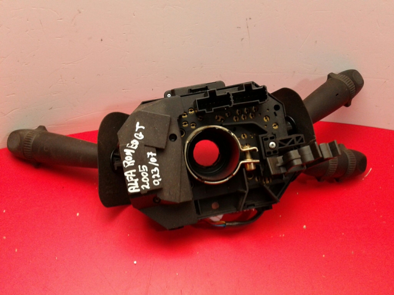 Manípulo de luzes ALFA ROMEO GT (937_) Imagem-2