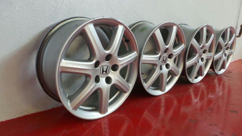 Conjunto de jantes HONDA Civic VIII Hatchback (FN_, FK_) Imagem-1
