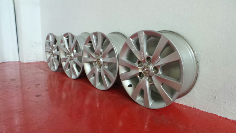 Conjunto de jantes MAZDA 3 (BK)