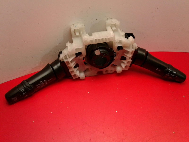 Commodo d’éclairage MITSUBISHI Lancer VIII Sedan (CY_A, CZ_A)