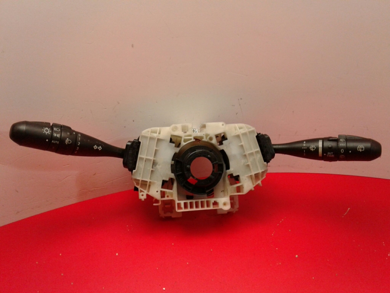 Commodo d’éclairage MITSUBISHI Colt VI (Z3_A, Z2_A)