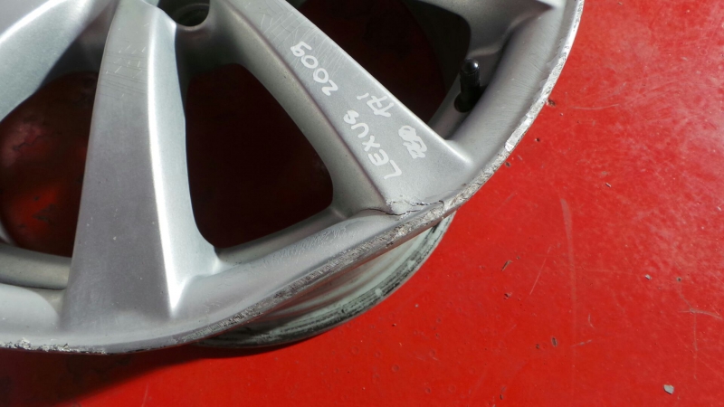 Ensemble de jantes LEXUS IS II (GSE2_, ALE2_, USE2_) Imagem-5