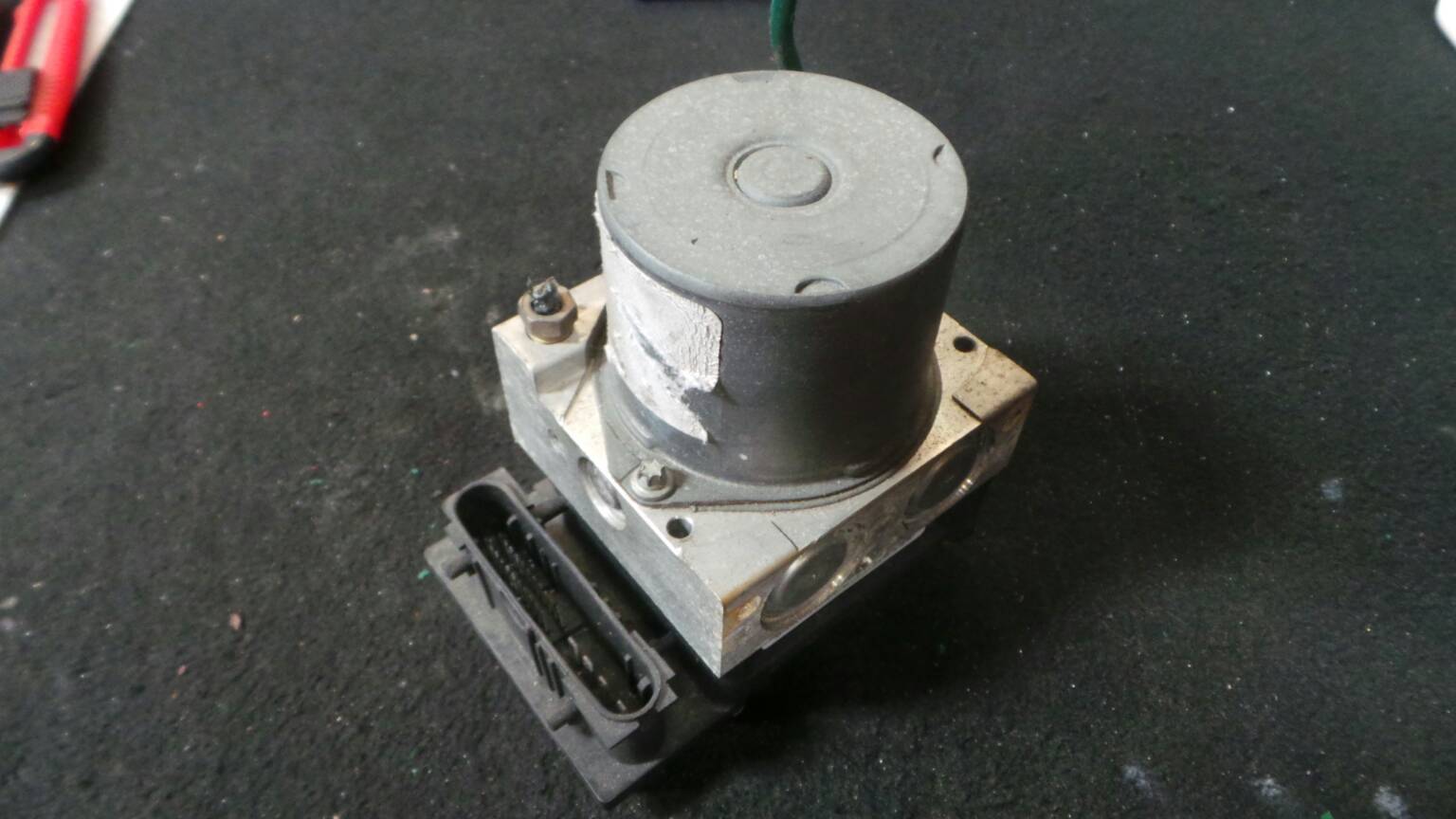 ABS RENAULT Megane II (BM0/1_, CM0/1_)