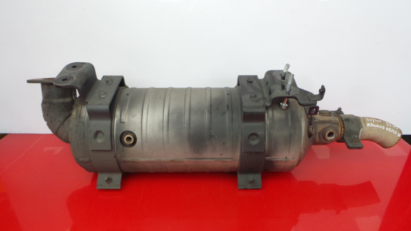 Catalyseur / filtre à particules MITSUBISHI Fuso