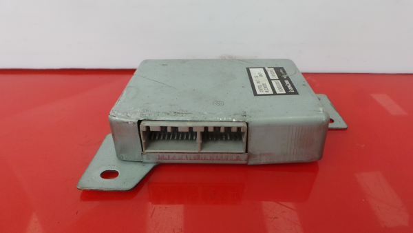 Bouton / interrupteur électromécanique  MITSUBISHI Fuso