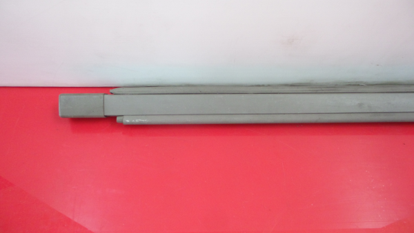 Bandeja trasera / tapa del maletero CHRYSLER Voyager IV (RG, RS) Imagem-4