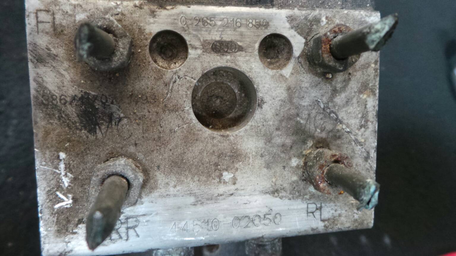 ABS TOYOTA Corolla Hatchback (_E12_) Imagem-2