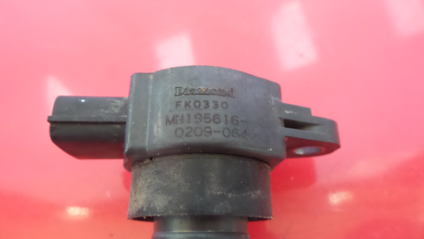 Bobine d'allumage MITSUBISHI Colt VI (Z3_A, Z2_A) Imagem-3