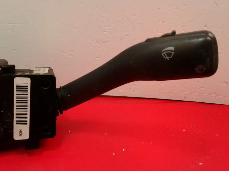 Light control stalk AUDI TT (8N3) Imagem-1