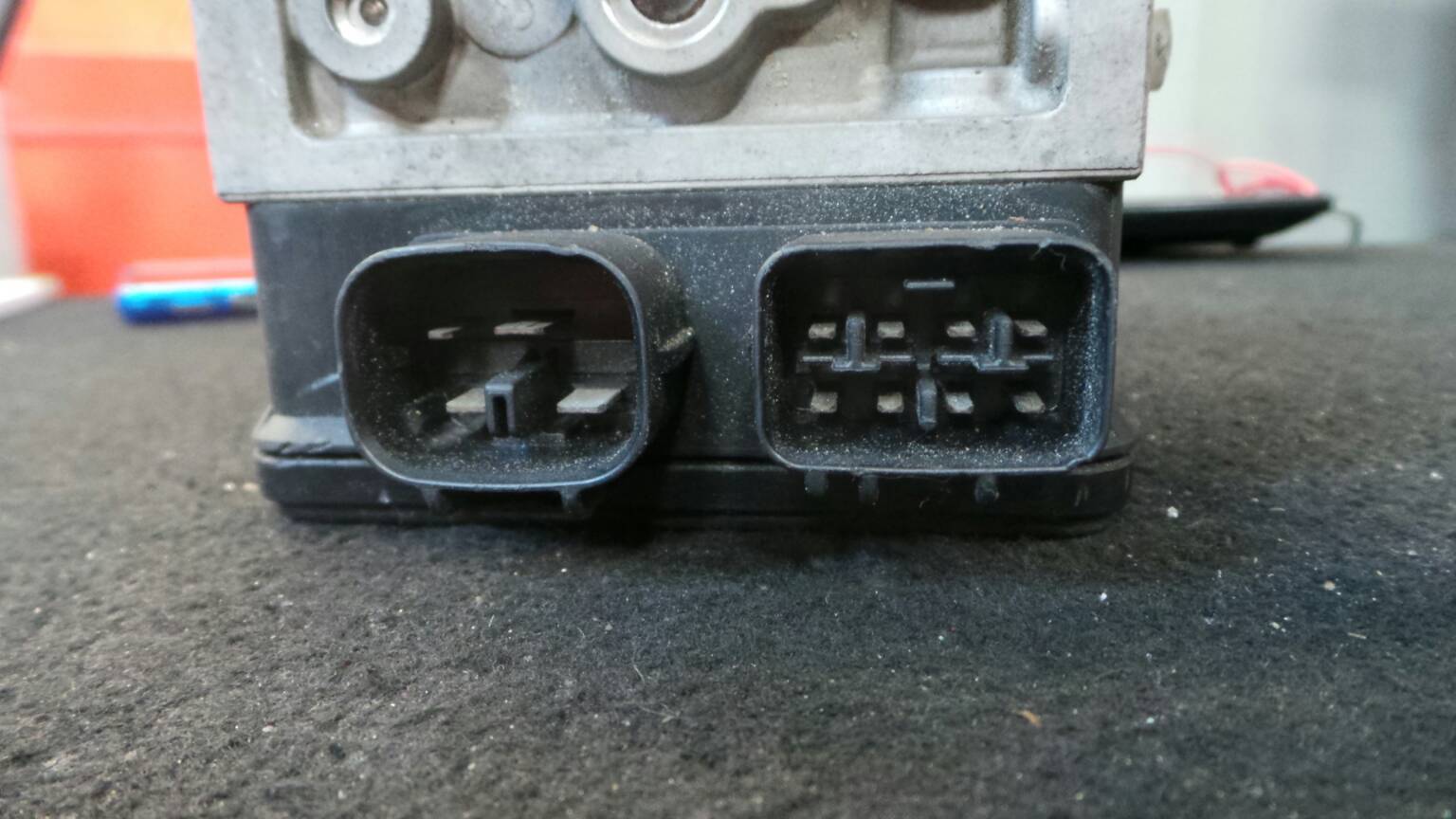 ABS TOYOTA Corolla Sedan (_E11_) Imagem-1