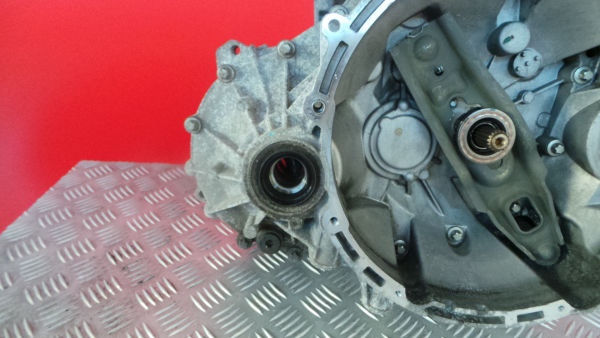 Boîte de vitesses manuelle MITSUBISHI Colt VI (Z3_A, Z2_A) Imagem-1