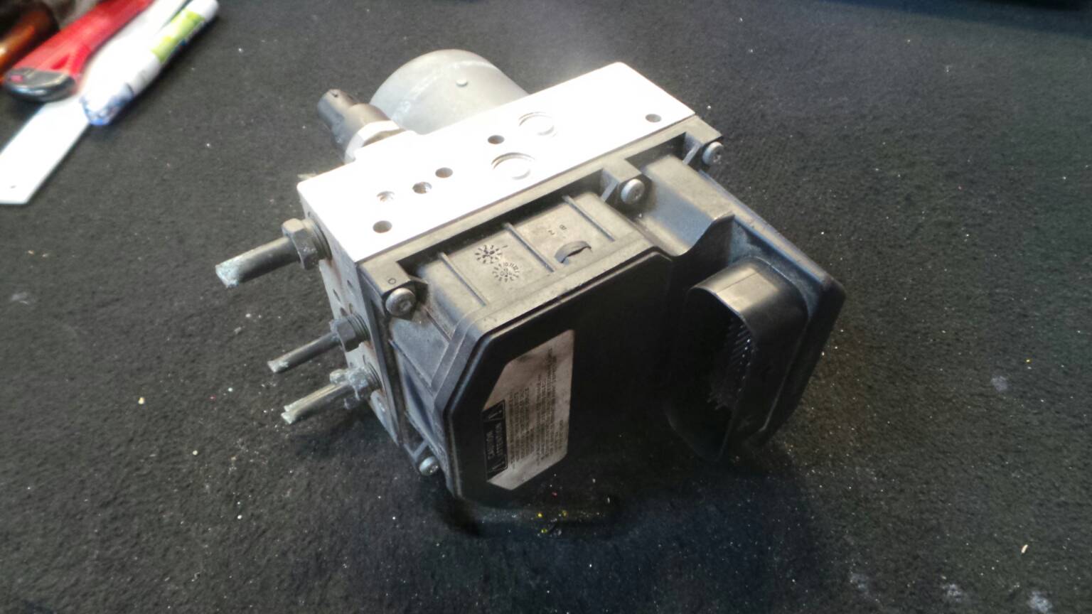 ABS TOYOTA Avensis Sedan (_T25_)