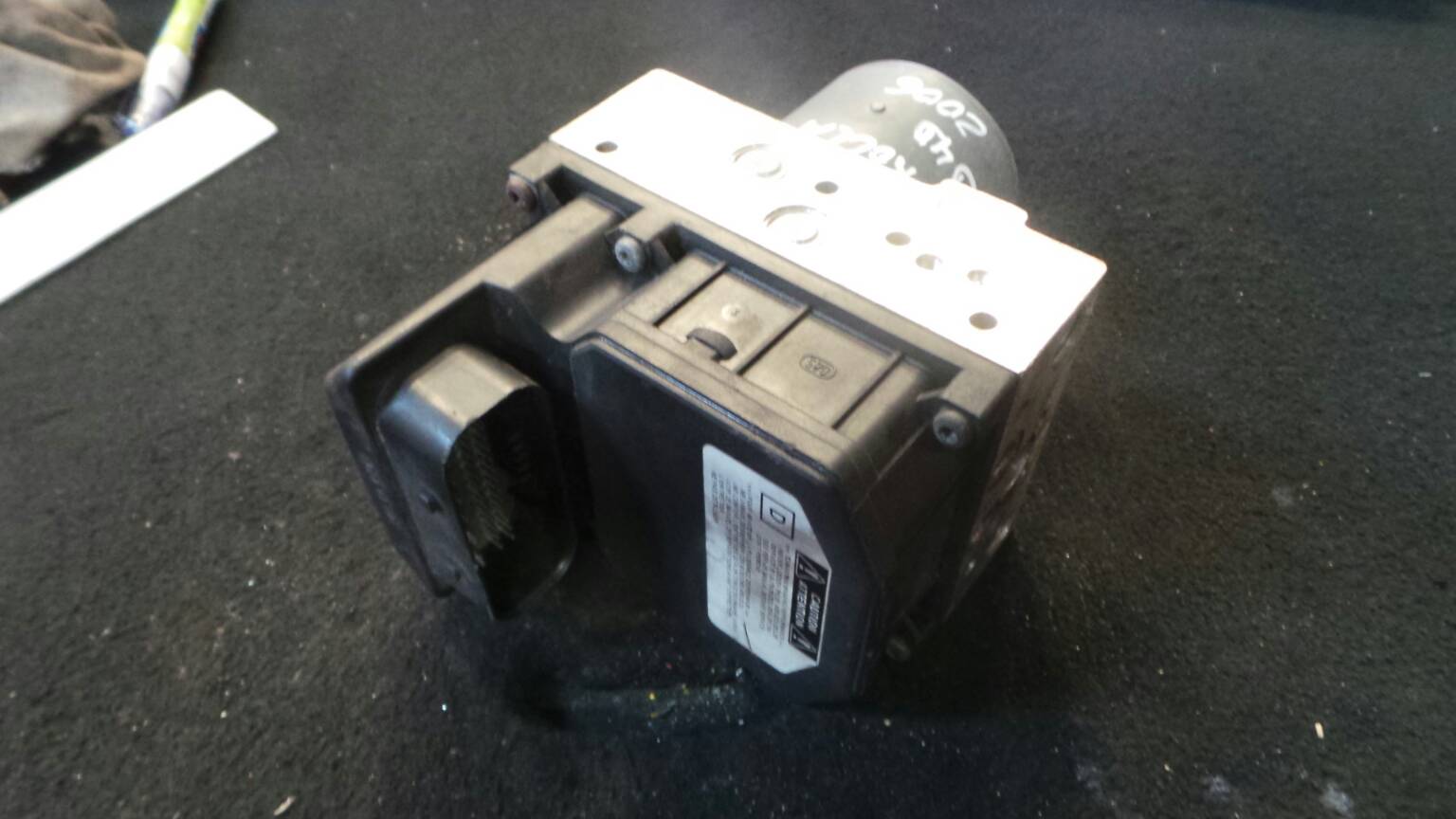 ABS TOYOTA Corolla Hatchback (_E12_)