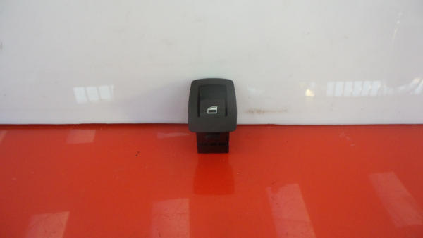 Commande / interrupteur lève-vitre Arrière gauche BMW 1 (F20)