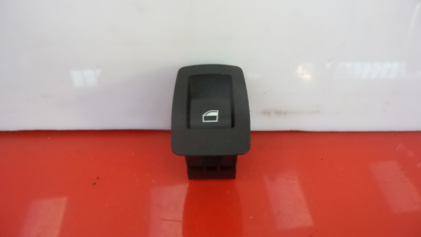 Commande / interrupteur lève-vitre Arrière gauche BMW 1 (F20) Imagem-1