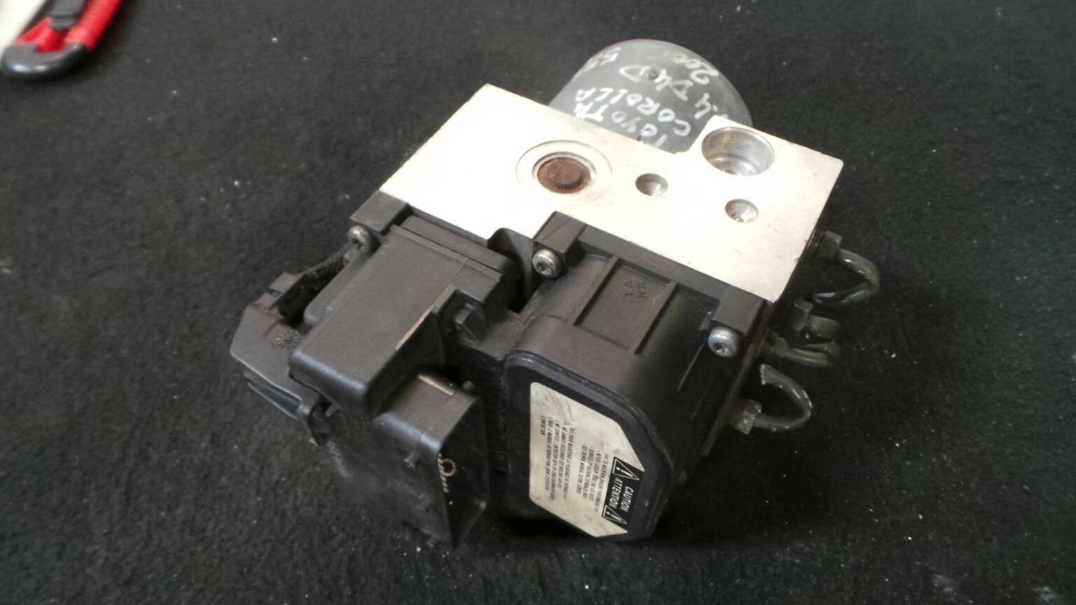 ABS TOYOTA Corolla Hatchback (_E12_)