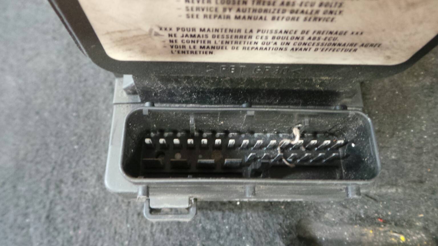 ABS TOYOTA Corolla Hatchback (_E12_) Imagem-1