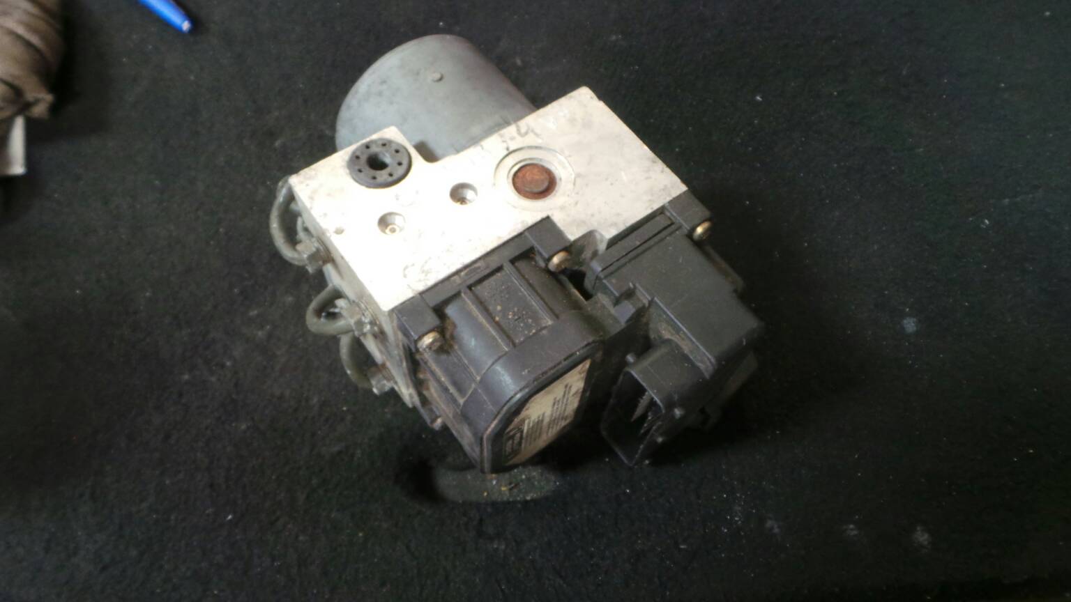 ABS TOYOTA Corolla Hatchback (_E12_)