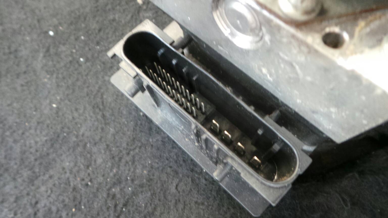 ABS NISSAN Note (E11, NE11) Imagem-1