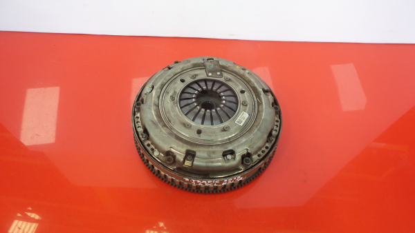 Volante motor RENAULT Trafic III (FG_)