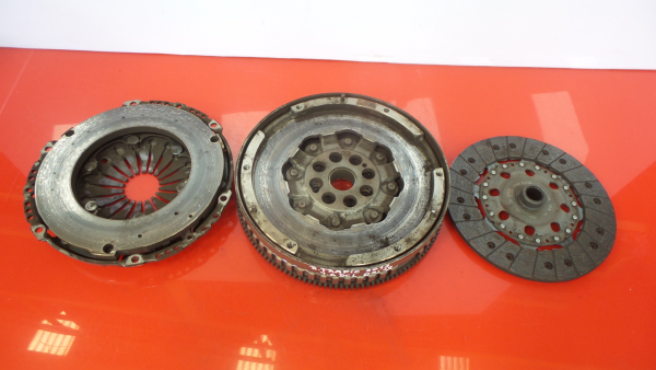 Volante motor RENAULT Trafic III (FG_) Imagem-7