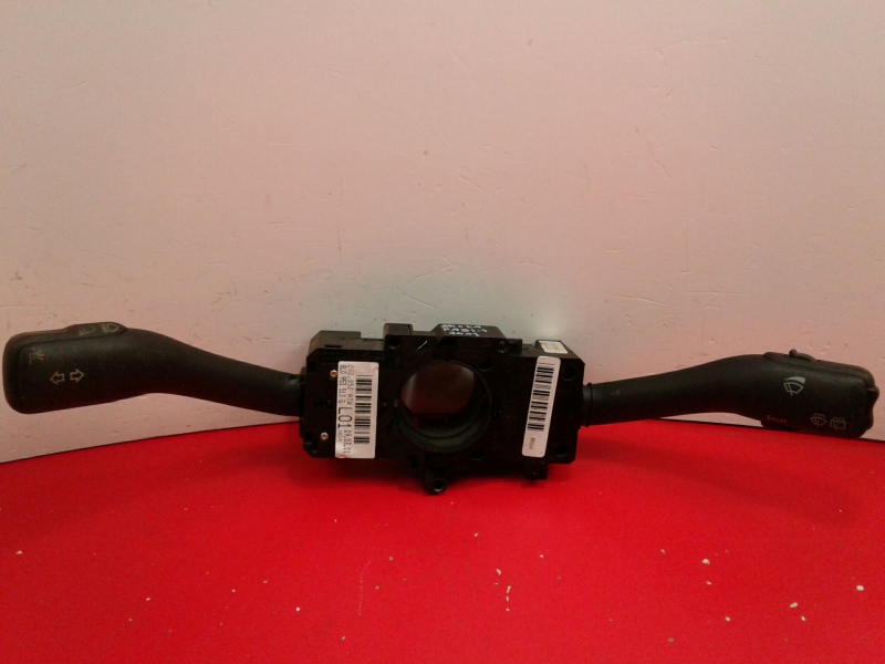 Manípulo de luzes SKODA Fabia I Hatchback (6Y2)