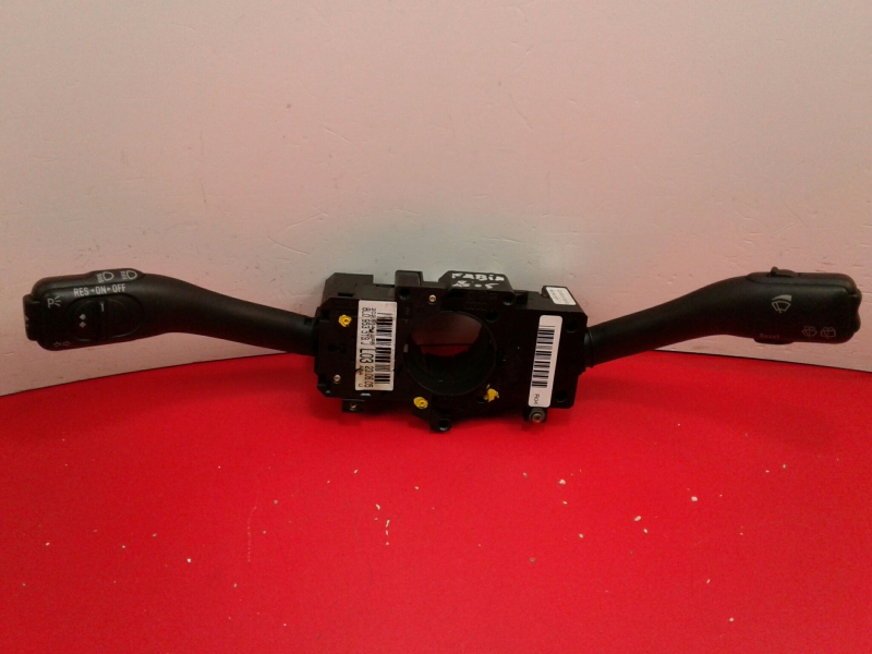 Manípulo de luzes SKODA Fabia I Hatchback (6Y2) Imagem-5