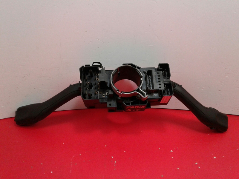 Manípulo de luzes SKODA Fabia I Hatchback (6Y2) Imagem-14