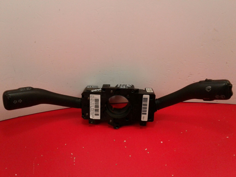 Manípulo de luzes SKODA Fabia I Hatchback (6Y2)