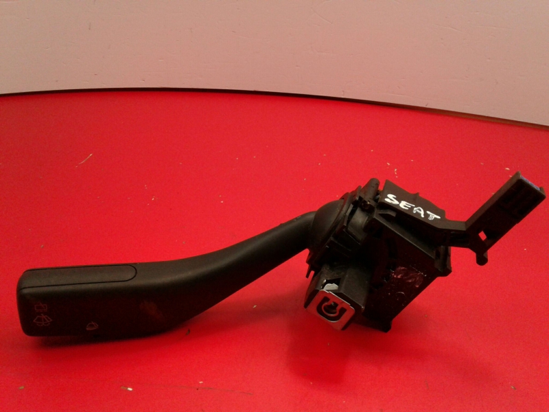 Light and wiper lever set SEAT Altea XL (5P5, 5P8)
