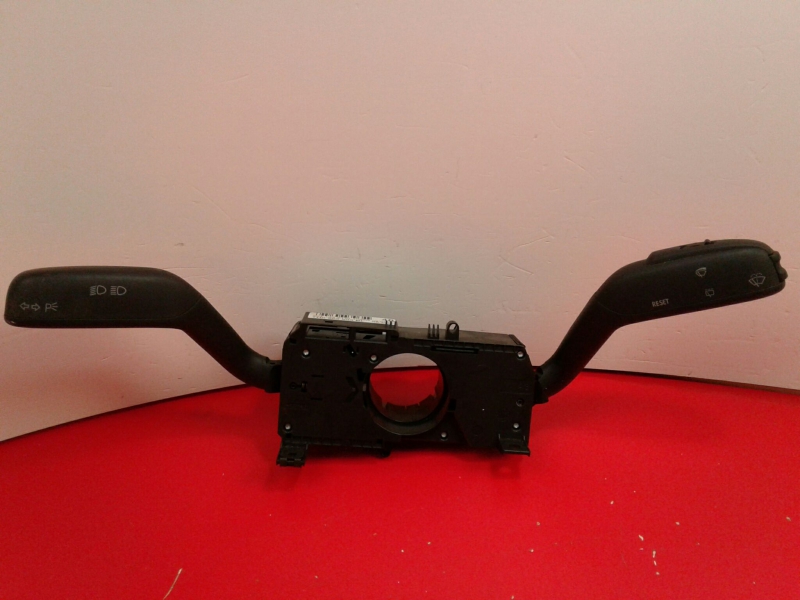 Manípulo de luzes SKODA Fabia I Break (6Y5)