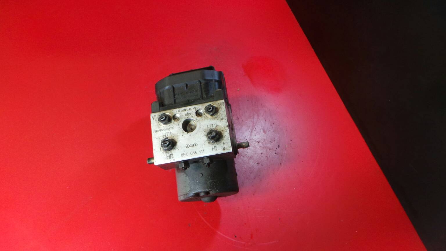 ABS VOLKSWAGEN Passat (3B2)