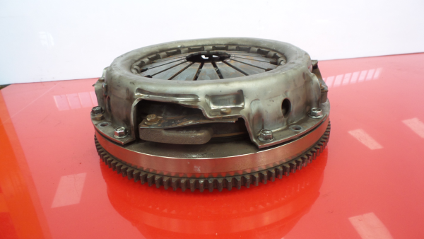 Volante motor MITSUBISHI Fuso