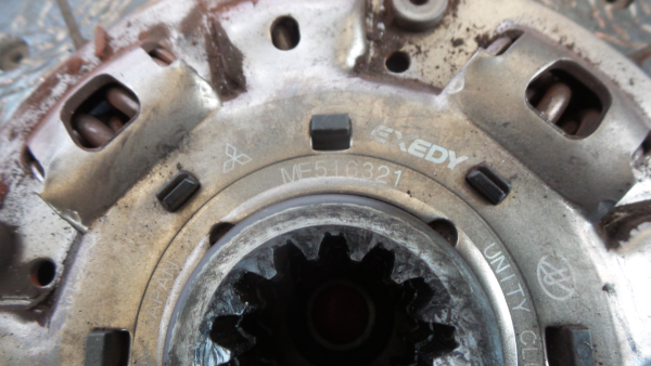 Volante motor MITSUBISHI Fuso Imagem-4