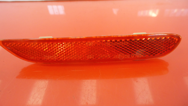 Riflettore posteriore destro NISSAN Qashqai II (J11) Imagem-1
