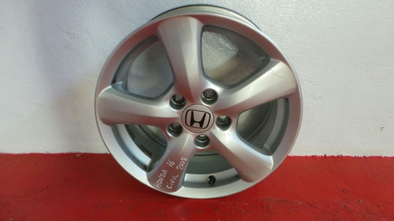 Jante Avant Droite HONDA Civic VIII Hatchback (FN_, FK_) Imagem-1