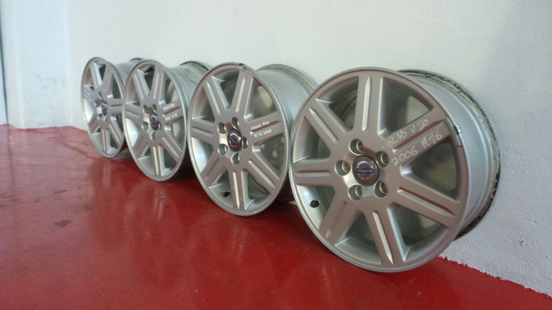 Conjunto de jantes VOLVO S40 II (MS)
