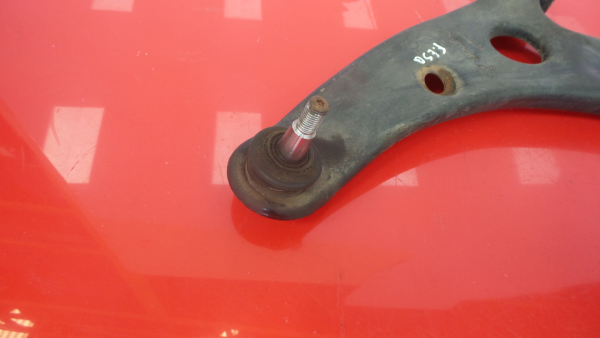 Bras de suspension Avant gauche MITSUBISHI Colt VI (Z3_A, Z2_A) Imagem-1