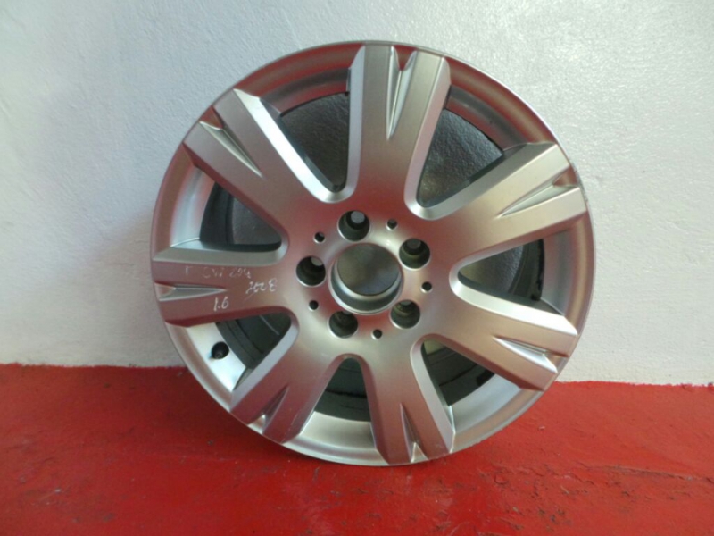 Jante Avant Droite MERCEDES-BENZ Classe C (W204) Imagem-1