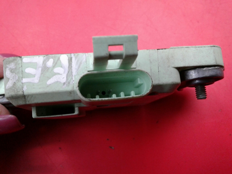 Sensor de impacto VOLVO XC70 II Imagem-2